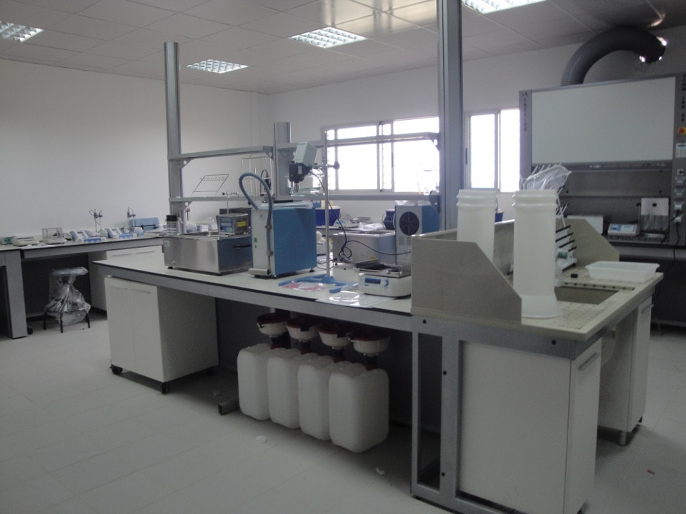 La sala de Físico-Químico del laboratorio agroalimentario de Benguela